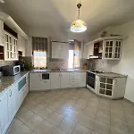 Itan 4 * Tirana