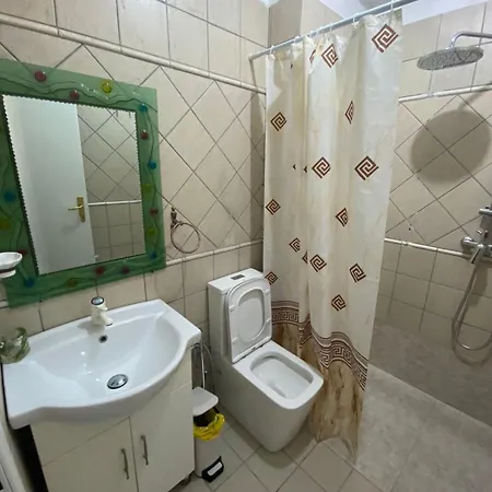 Itan 4 Tirana