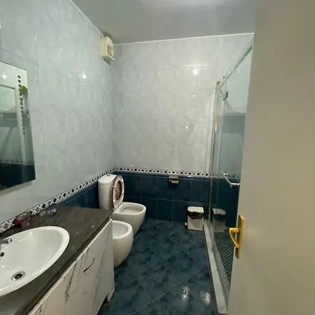 Itan 4 Apartment *