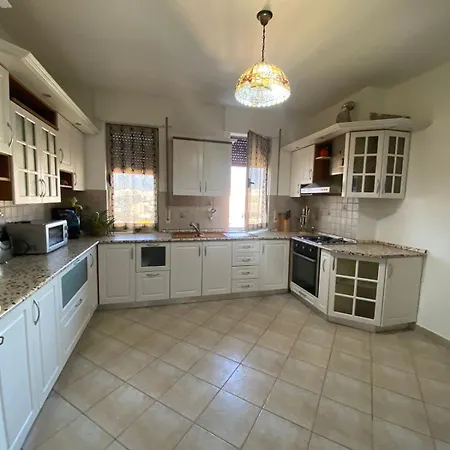Apartment Itan 4 *
