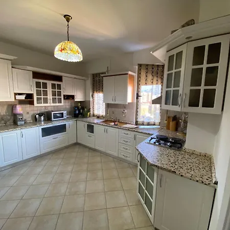 Apartment Itan 4 *